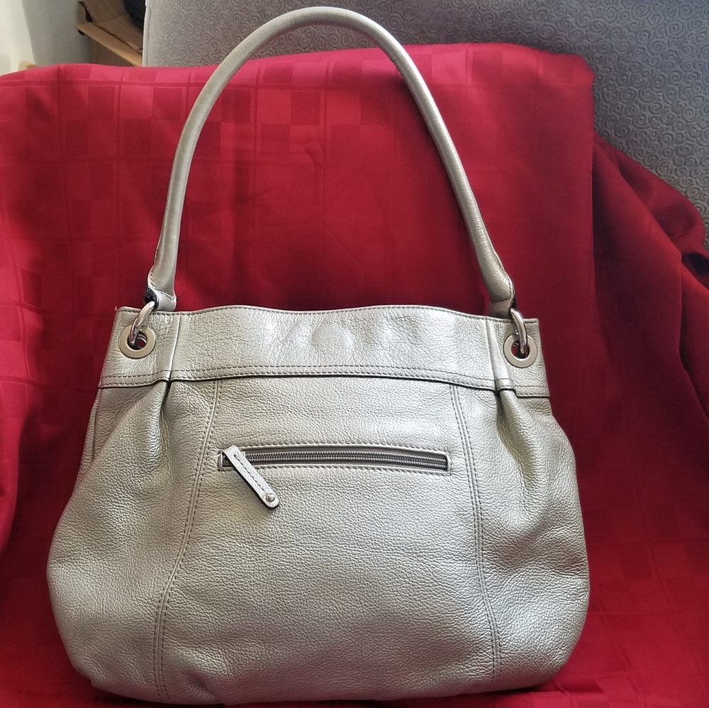 Tignanello Champagne EUC handbag, shoulder bag - Picture 2 of 8